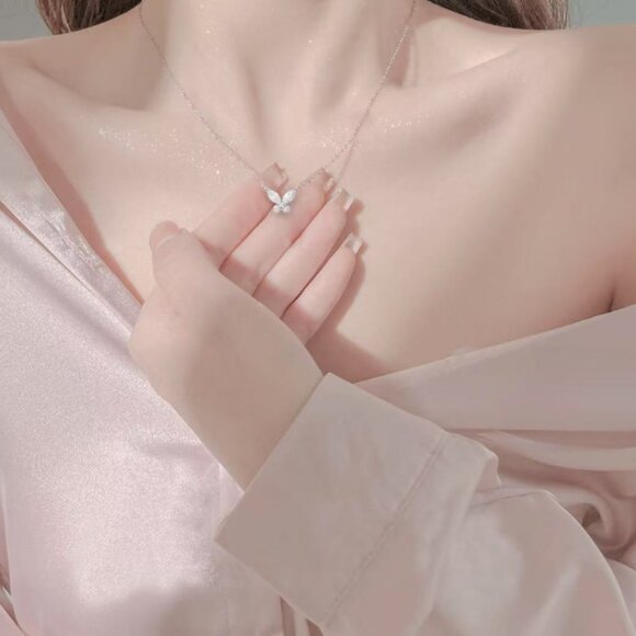 S925 sterling silver diamond zircon butterfly necklace - Picture 4 of 4